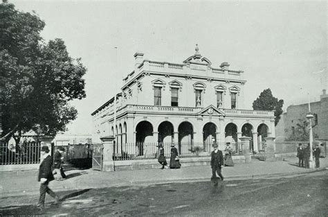 Parramatta Town Hall c. 1910 (With images) | Town hall, Australia history, New south wales