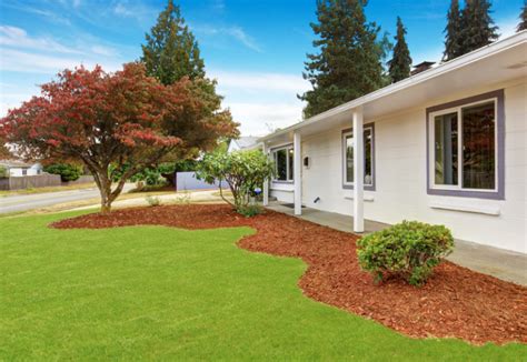 Benefits of Adding Mulch to Your Front Yard – J.S.J. Unlimited, LLC.
