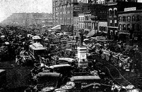 The Haymarket Square on Randolph Street between Halsted and Des Plaines Streets | Homicide in ...