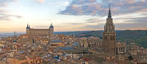 Datei:Toledo Skyline Panorama, Spain - Dec 2006 edit.jpg – Wikipedia