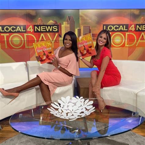 Rhonda Walker and Kim DeGiulio WDIV Detroit : r/hot_reporters