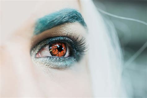 Halloween Contact Lenses and Its Ill Effects - accuspire