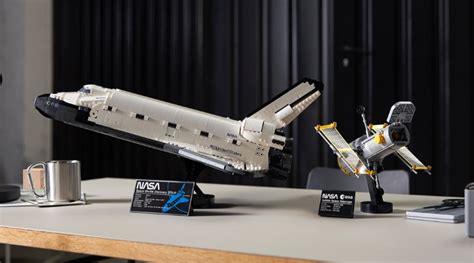 LEGO 10283 NASA Space Shuttle Discovery officially unveiled