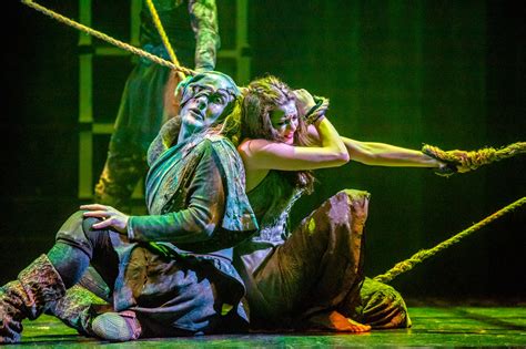 Even the gargoyles dance in Synetic’s fierce ‘The Hunchback of Notre Dame’ - The Washington Post
