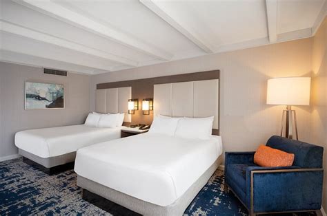 CROWNE PLAZA ALBANY - THE DESMOND HOTEL $136 ($̶1̶8̶7̶) - Updated 2023 Prices & Reviews - NY