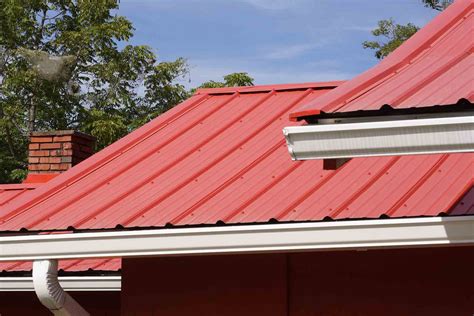 Metal Roofing vs. Shingles Pros and Cons - Super Roofers