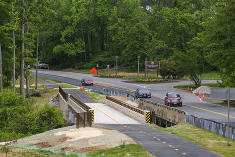 New trail on Mount Vernon Memorial Highway has been completed | FFXnow