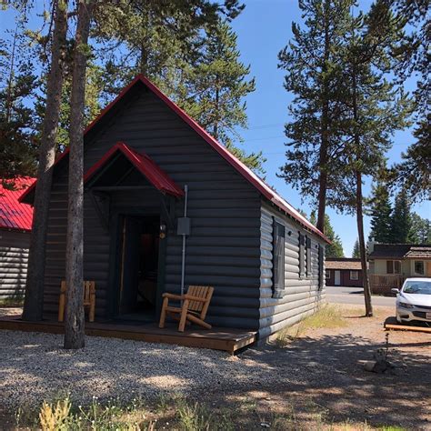 YELLOWSTONE CABINS AND RV PARK - Prices & Campground Reviews (West ...