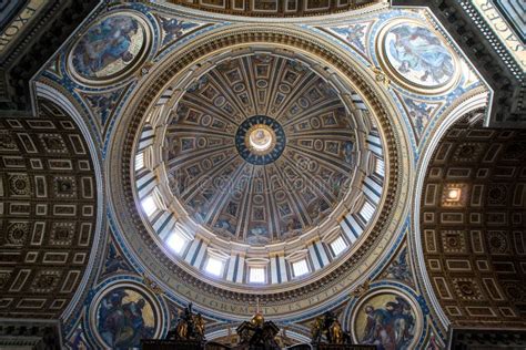 Interior De La Catedral De San Pedro En Vatican Imagen de archivo ...