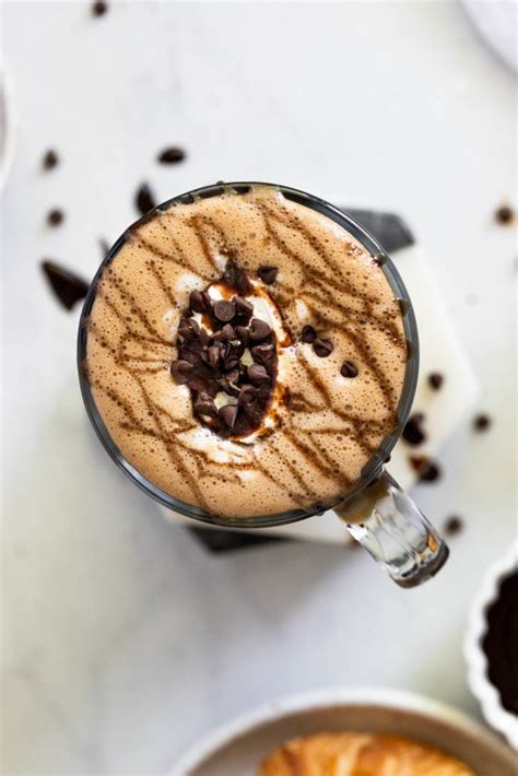 The Easiest Homemade Mocha Latte - Fork in the Kitchen