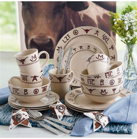 Branded 16-Piece Dinnerware Set