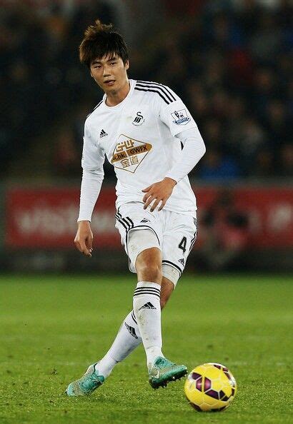 Ki Sung Yueng Swansea City | Swansea city, Swansea, Ki sung yueng