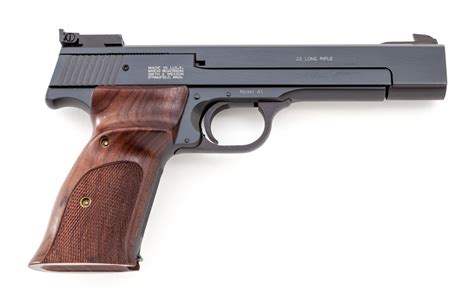 S&W Model 41 Semi-Automatic Target Pistol