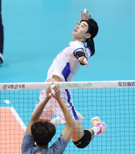 Volleyball player Kim In-hyeok found dead