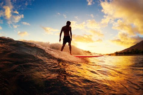 27 Unmissable Surfing Spots Around the World - TourScanner