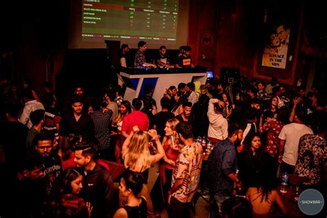 Top 20 Nightclubs, Beach Bars, And More To Party In Goa | LBB