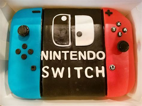 Fondant Nintendo switch cake. | Nintendo switch, Nintendo, Switch