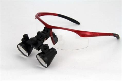 6 Best Loupes for Dental Hygienists in 2023 (Buying Guide)