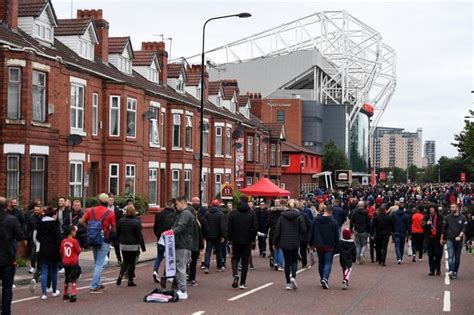 Manchester United record loudest atmosphere reading thanks to fan ...