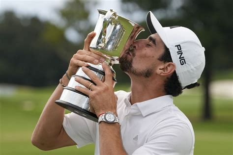 Joaquin Niemann WITB: What's in ISPS HANDA Australian Open winner's bag