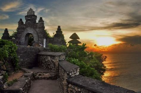 Uluwatu Sunset Tour Bali