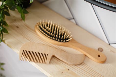 Comb vs. Brush: Which Is Better for Hair Health? | BNY