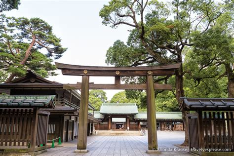 Best Shrines in Japan- 8 Beautiful Japanese Shrines to Visit