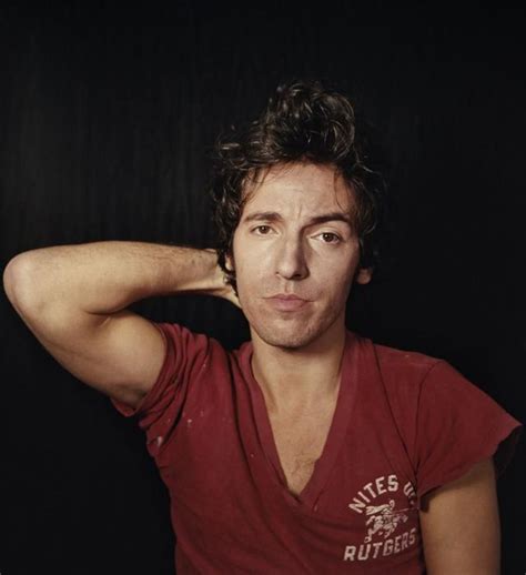 30 Rare Vintage Photographs of a Young and Handsome Bruce Springsteen ...