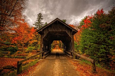 Covered Bridge In Autumn Wallpapers - Wallpaper Cave