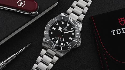 Tudor Pelagos 39 In-Depth Review - 12&60