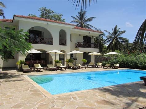 THE 10 BEST Diani Beach Villas, Chalets (with prices) - Book Cottages in Diani Beach, Kenya ...