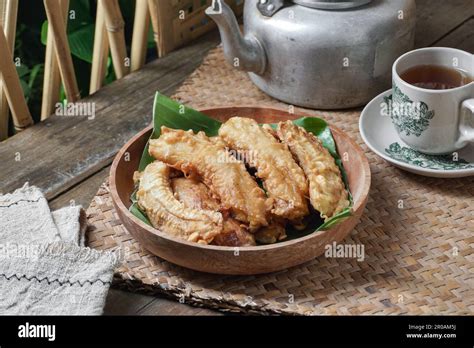 Fried jackfruit bananas on a plate. A portion of traditional food in Southeast Asia Stock Photo ...