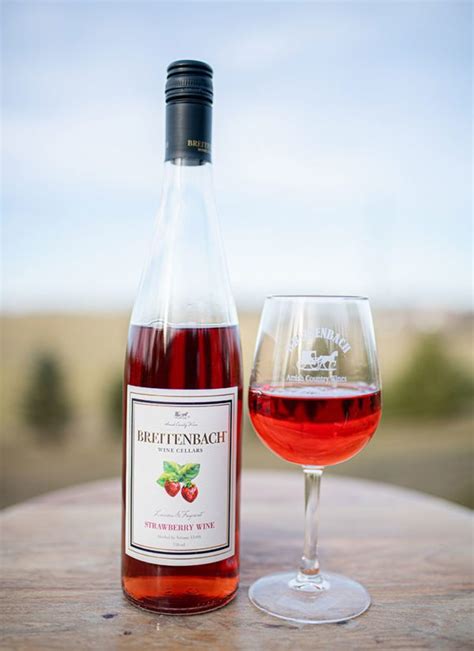 Strawberry Wine - Breitenbach Wine Cellars