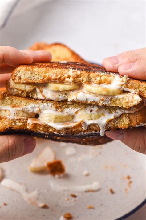 Fluffernutter Sandwich Grilled (recipe + VIDEO) | NeighborFood