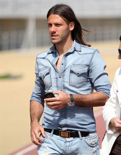 Please classify Argentine of italian ancestry Martin Demichelis