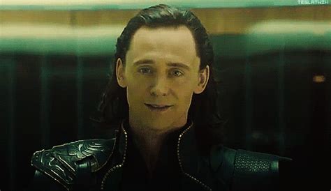 (gif) Non-creepy Loki smile! Loki Marvel, Thor, Loki Avengers, Marvel ...