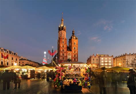 Kraków Christmas Market | 2024 Dates, Locations & Must-Knows ...