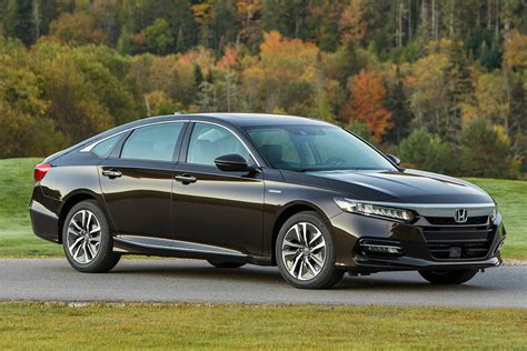 2019 Honda Accord Hybrid: New Car Review - Autotrader