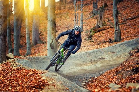 5 Tips for Mountain Biking in the Fall - RangerMade