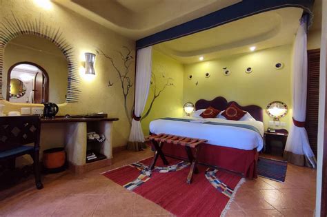 Accommodation Amboseli National Park | Amboseli Lodge | Exclusive ...