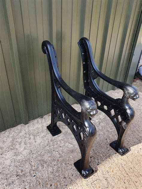 Heavy Cast Iron Bench Ends - Lions Head | Street Furniture Salvagers ...