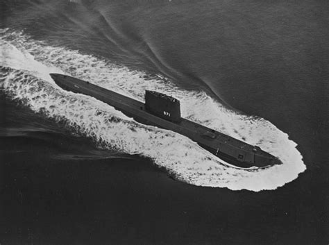 USS Nautilus: World’s First Nuclear Submarine Made History ...