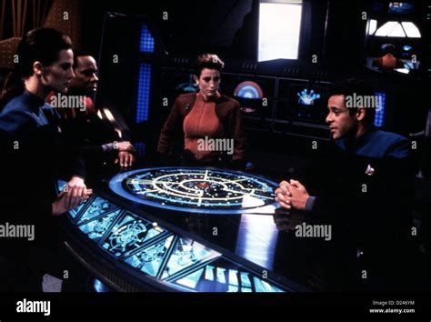 Star Trek: Deep Space Nine Star Trek: Deep Space Nine Lt. Jadzia Dax ...