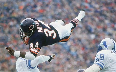 Walter Payton had Jim Brown's NFL rushing record in sight - Sports Illustrated Vault | SI.com