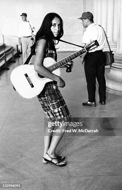 Joan Baez Photos and Premium High Res Pictures - Getty Images