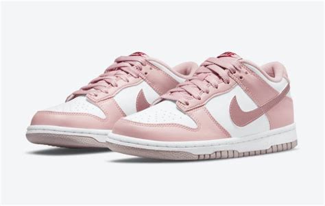 Nike Dunk Low "Pink Velvet"