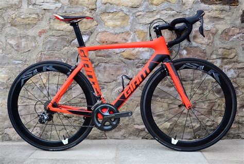 2017 GIANT PROPEL ADVANCED PRO 1 CARBON ROAD BIKE. STUNNING GIANT SLR ...