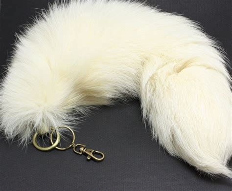 Thick Arctic Fox Tail Key Chain, White Fox tail Keychain 15-17 inches ...