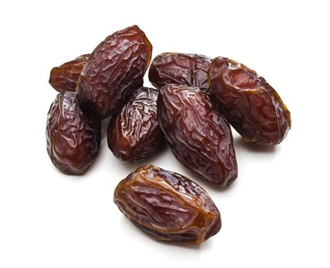 What Are the Benefits of Black Dates? | Livestrong.com