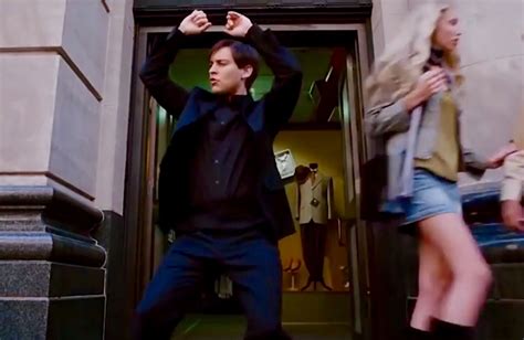 Emo Peter Parker dancing (for some reason), “Spider-Man 3.” | Estilo de ...